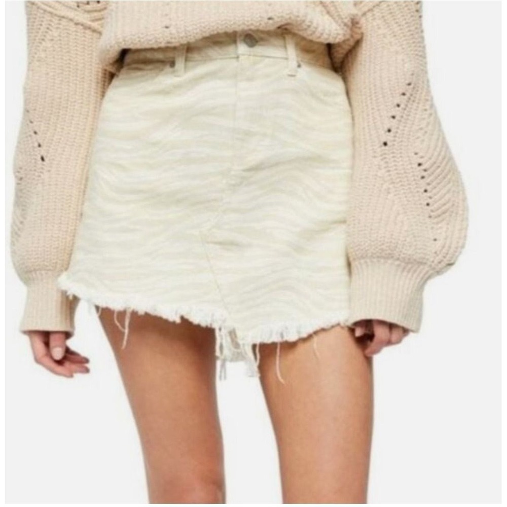 NWT We The Free Skirt Bailey Denim Mini Zebra Print in Cream Size 25